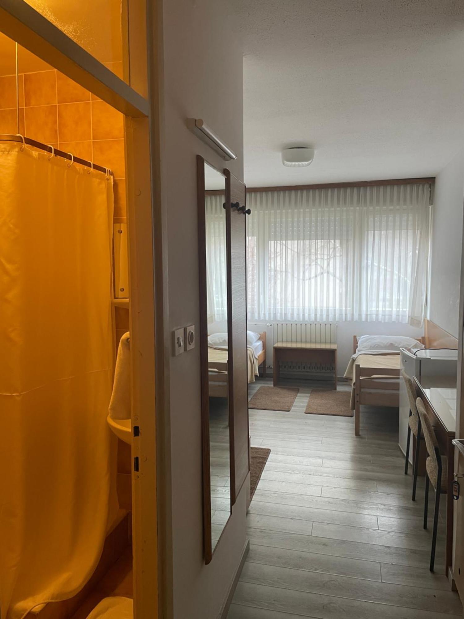 Hostel Arena Zagreb Bagian luar foto